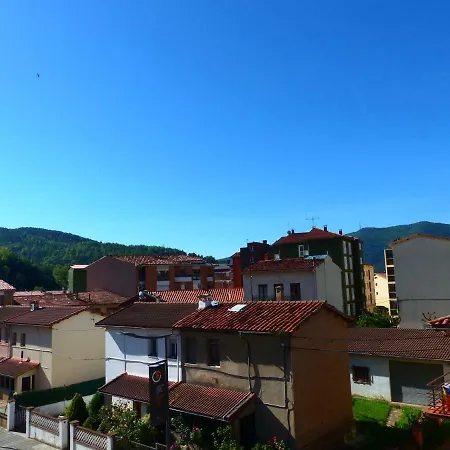 Ca La Tieta * Campdevánol