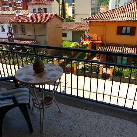 Ca La Tieta Apartment